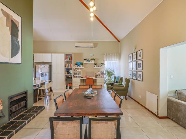 House for rent in Hartbeespoort Dam Nature Reserve, North West