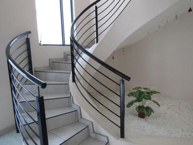 House for rent in Waterkloof, Gauteng