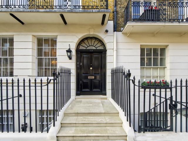 House for rent in Belgravia, Greater London