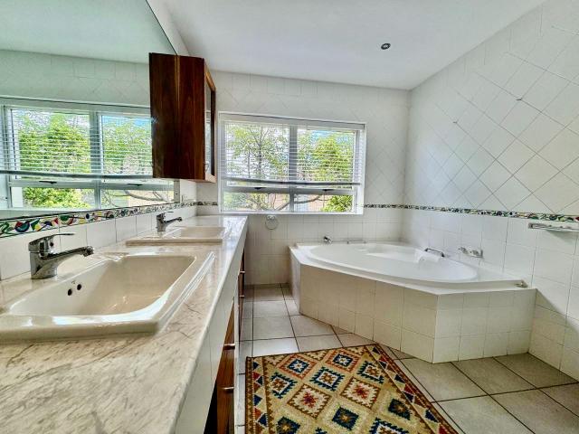 House for rent in Waterkloof, Gauteng