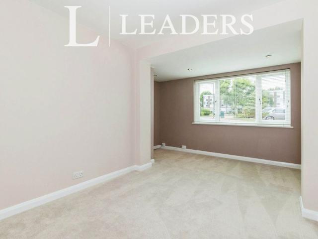 House for rent in Blackhills, Surrey