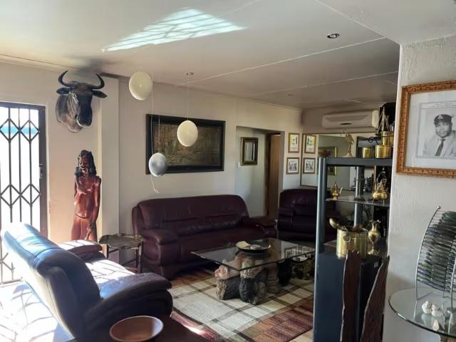 House for sale in Vanderbijlpark, Emfuleni Local Municipality