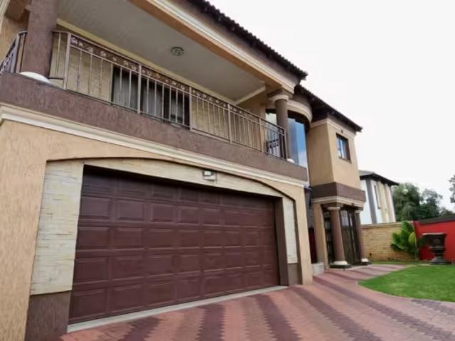 House for sale in Vanderbijlpark, Emfuleni Local Municipality