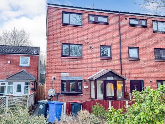 House for sale in Locking Stumps, Warrington