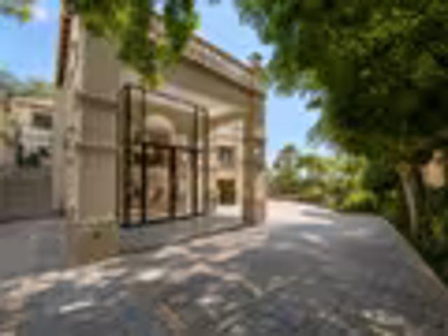 House for sale in Waterkloof, Gauteng