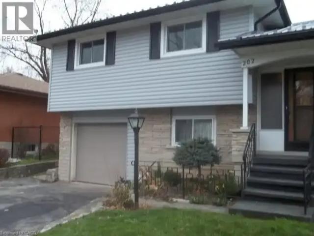 House for rent in Waterloo, Ontario