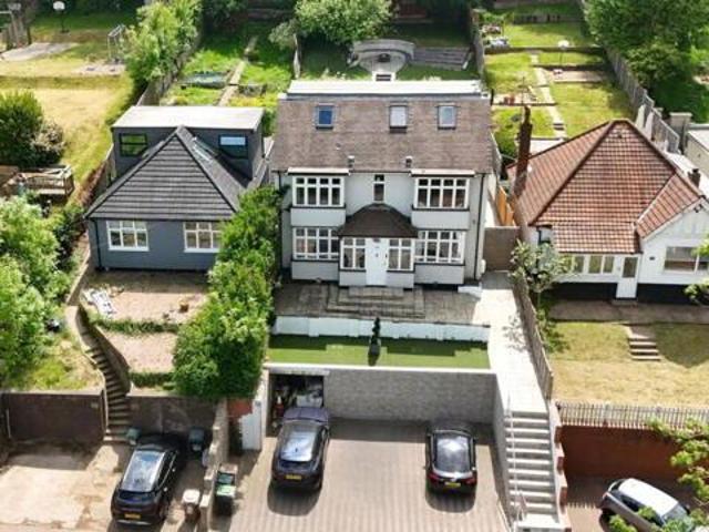 House for sale in South Oxhey, Batchworth