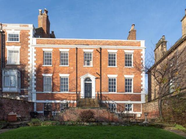 House for sale in Whitby, North Yorkshire