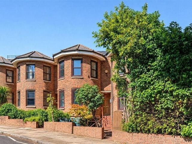 House for sale in Cat Hill, England