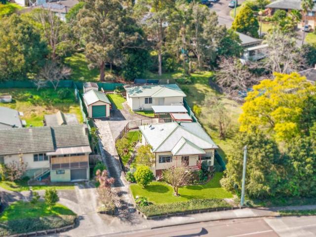 House for sale in Wyoming, Gosford