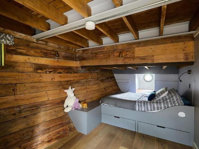 House for rent in London Borough of Hounslow, Greater London