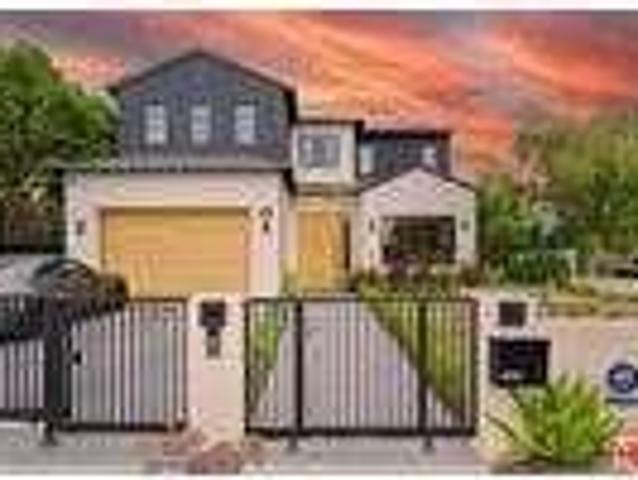 House for rent in Encino