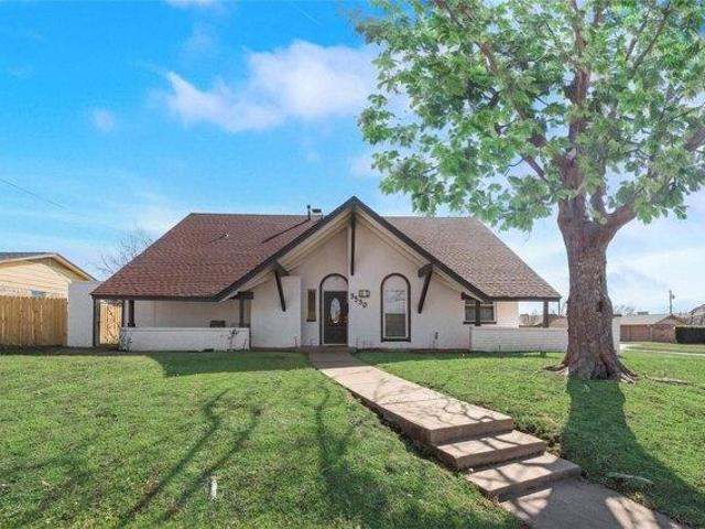 House for sale in Irving, Texas