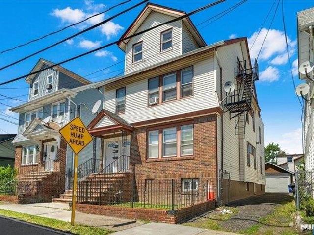 House for sale in Irvington, Essex County