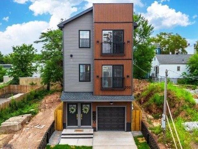 House for sale in Irvington, Essex County