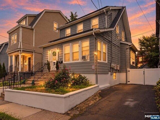 House for sale in Irvington, Essex County