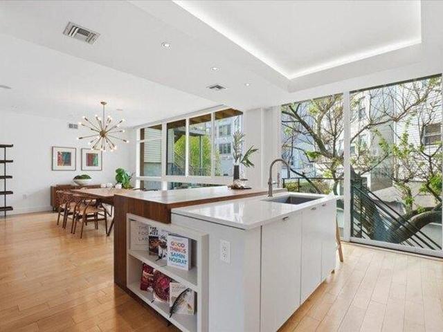 House for sale in Hudson, New Jersey