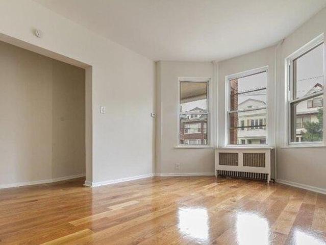 House for sale in Greenville, Jersey City