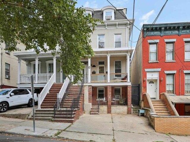 House for sale in Hudson, New Jersey