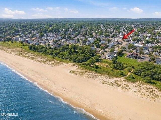 House for sale in Monmouth, New Jersey