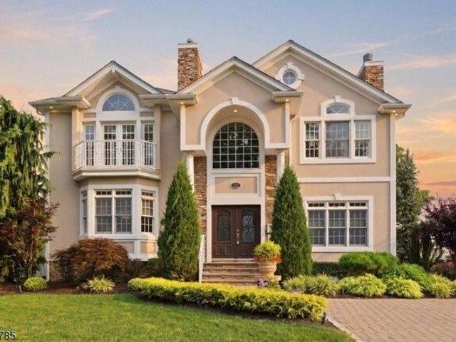 House for sale in Kenilworth, New Jersey