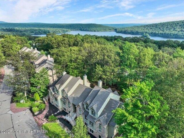 House for sale in Lake Harmony, Pennsylvania