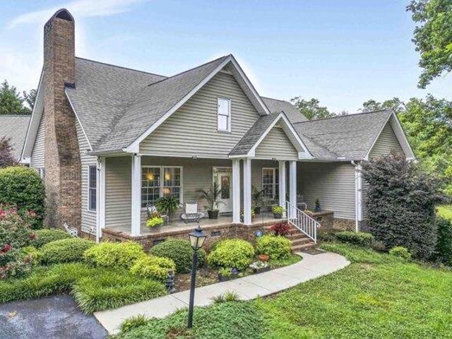 House for sale in Landrum, South Carolina