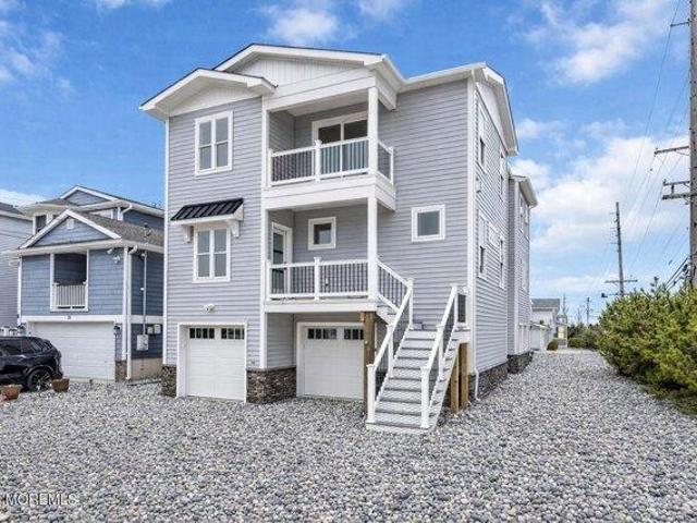 House for sale in Lavallette, New Jersey