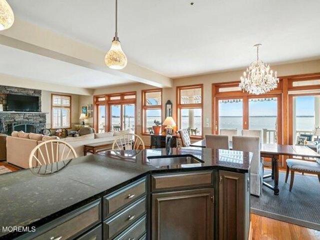House for sale in Lavallette