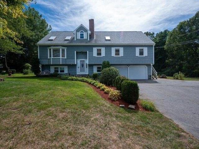 House for sale in Leicester, Massachusetts