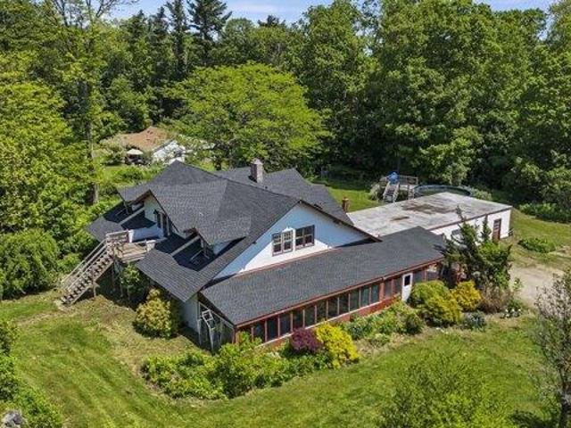House for sale in Lenox House for sale in Lenox