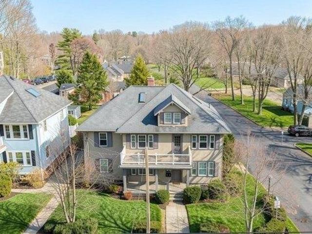 Condo for sale in Lexington, Massachusetts