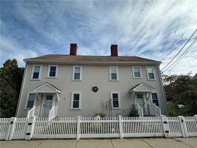 House for sale in Lincoln, Rhode Island