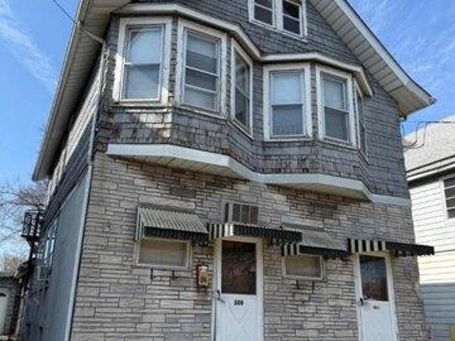 House for sale in Linden, New Jersey
