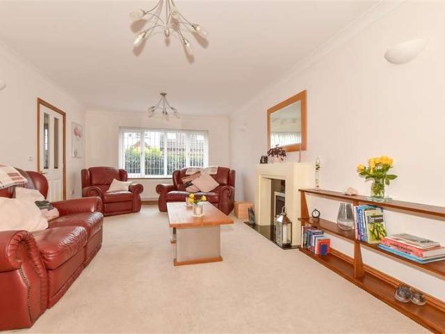 Farm for sale in Bridgefield, Kent