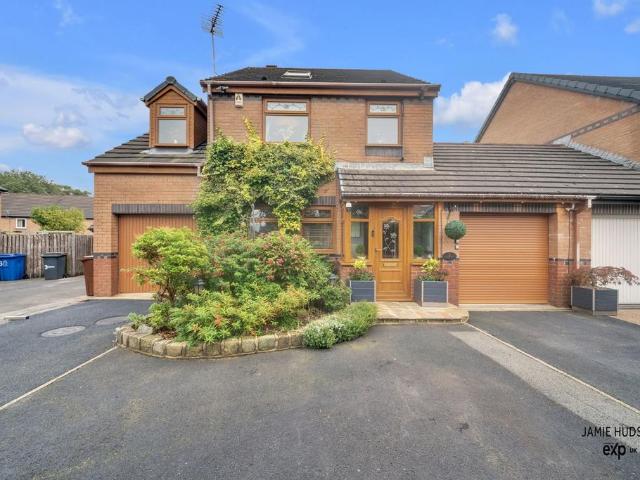 House for sale in Clayton-le-Moors, Hyndburn
