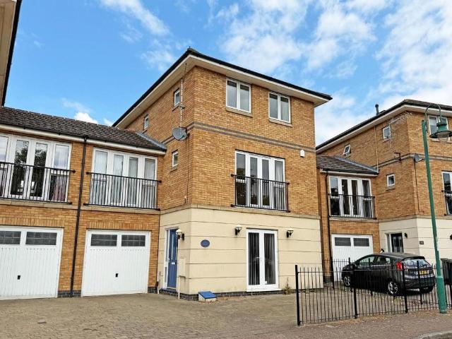 House for sale in Hampton Hargate, Peterborough
