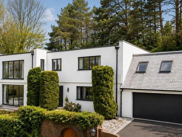 House for sale in Barnton, Scotland