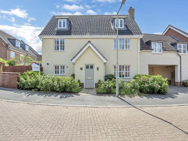 House for sale in Moreton Hall, Chedburgh