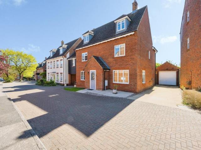 House for sale in Bedford