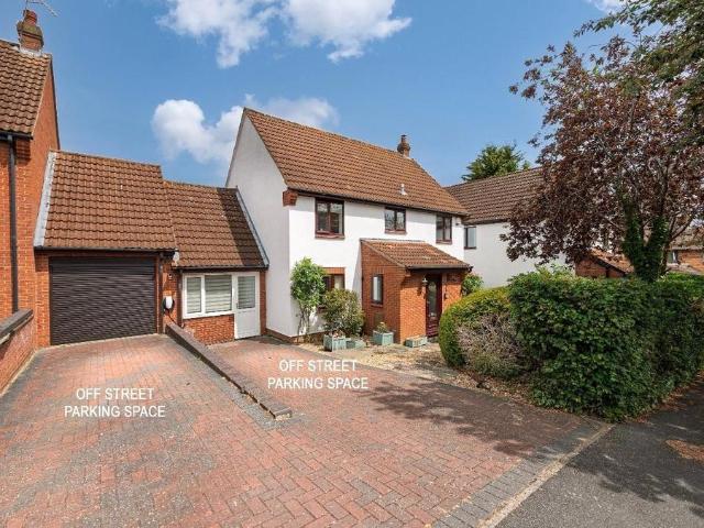 House for sale in Wymbush, Old Wolverton