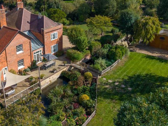 House for sale in Fords Farm, Holybrook