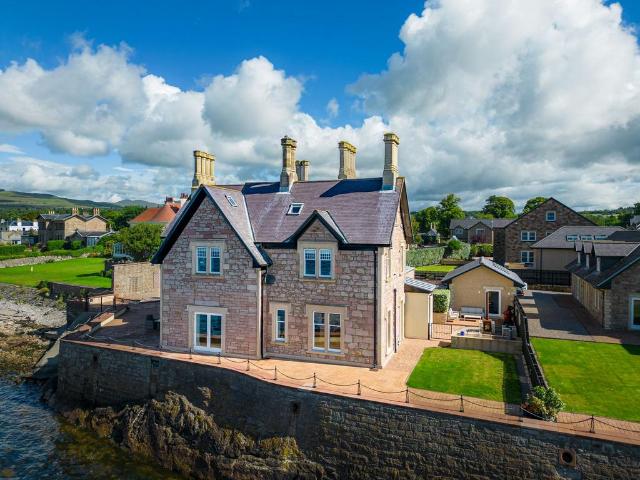 House for sale in Helensburgh, Scotland