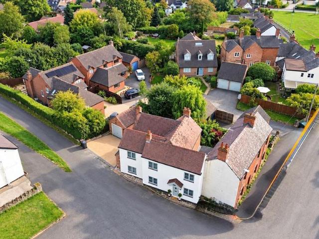 House for sale in Breedon on the Hill, North West Leicestershire
