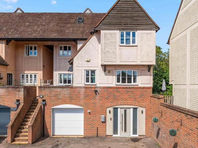 House for sale in Duton Hill, Essex