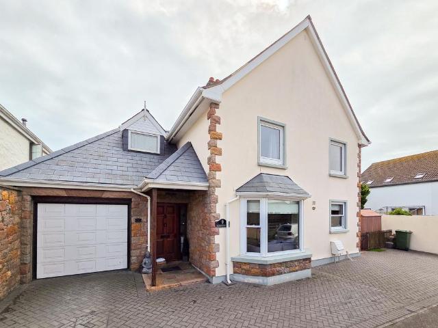 House for sale in Truro, Cornwall