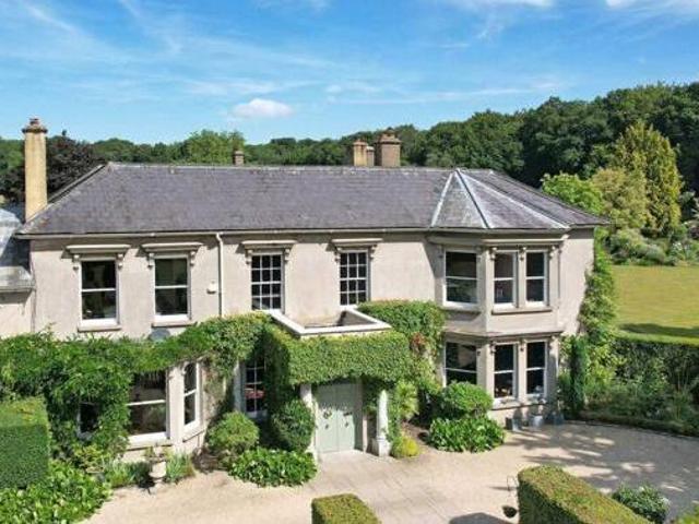 House for sale in Great Kingshill, Buckinghamshire