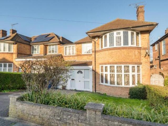 Farm for sale in London Borough of Barnet, Greater London