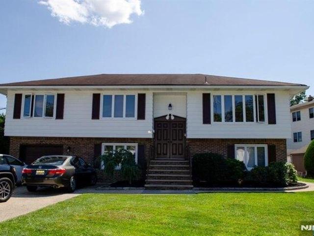 House for sale in Little Ferry, New Jersey