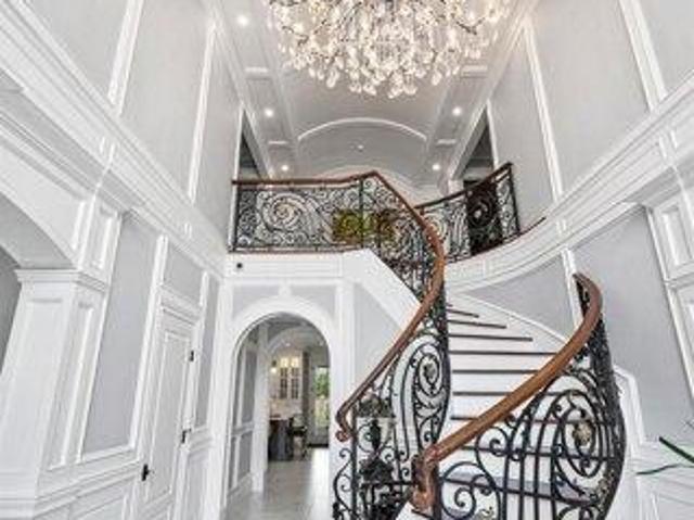House for sale in Queens, Arverne